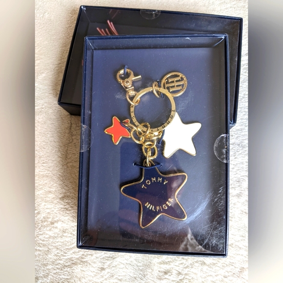 NWT (2) Tommy Hilfiger Keychains in Box - Picture 4 of 5